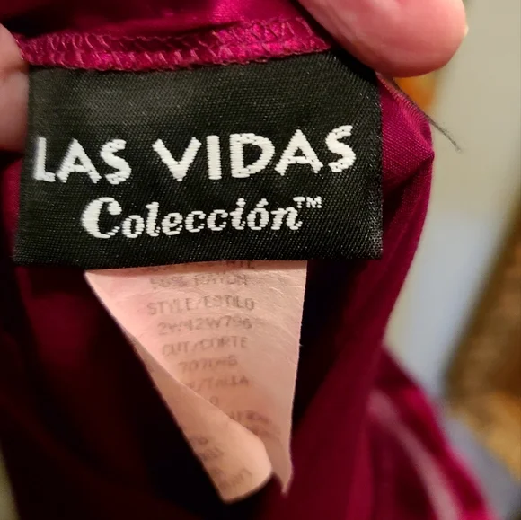 COPY - STUNNING vintage Las Vidas deep red wine color silk like maxi skirt sz10 - Picture 5 of 7